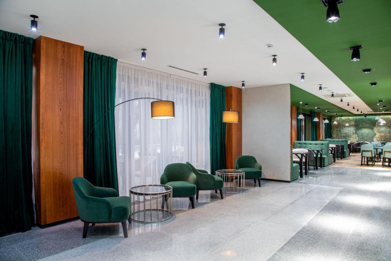 Kazzhol Park Hotel אלמטי מראה חיצוני תמונה