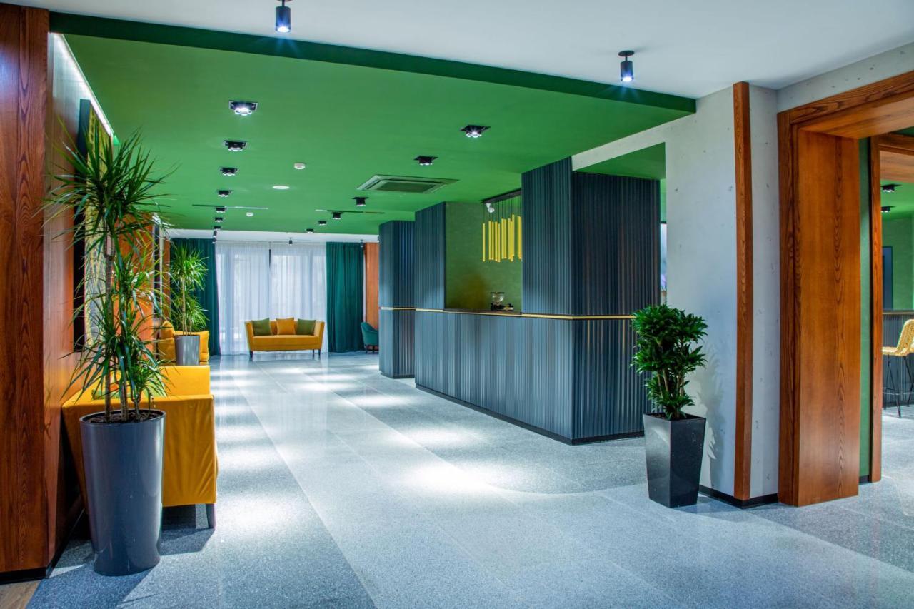 Kazzhol Park Hotel אלמטי מראה חיצוני תמונה