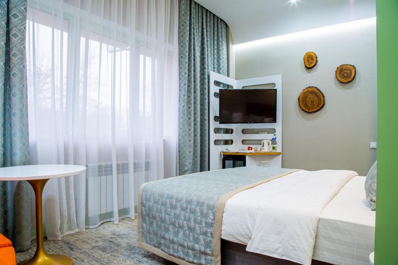 Kazzhol Park Hotel אלמטי מראה חיצוני תמונה