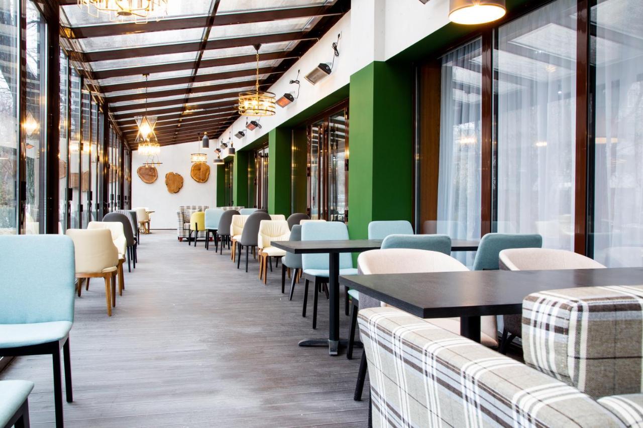 Kazzhol Park Hotel אלמטי מראה חיצוני תמונה